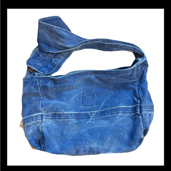 Free People We The Free Waxed Canvas Sling Bag ICELANDIS BLUE - Picture 5 of 10